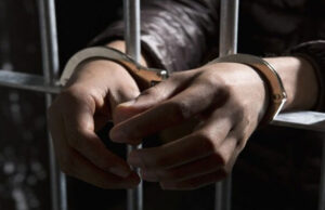 سعودیہ میں خواتین سے زبردستی بھیک منگوانے والےگروہ کااہم رکن فیصل آبادائیر پورٹ سےگرفتار