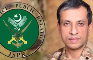 عوام کو ایسے شخص کے فیصلے پر نہیں چھوڑ سکتے جو کے پی میں دہشتگردی واپس لانے کا اکیلا ذمہ دار ہو: ترجمان پاک فوج